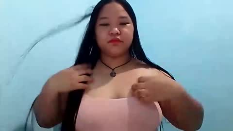 jennalyn_19 online show from 11-30-25, 12:31