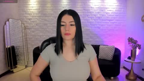 Snapshot of jennaolson chatting on 02-28-25, 12:31 Jenna Olson online show from 02-28-25, 12:31