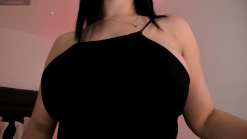 Jenna Olson  online show from 12-17-25, 06:25