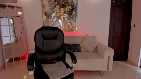 Snapshot of jennaolson chatting on 02-26-26, 06:40 Jenna Olson online show from 02-26-26, 06:40