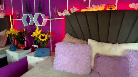 Jenner online show from 12-07-24, 05:26