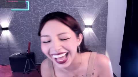 Jenner online show from 10-18-25, 07:14