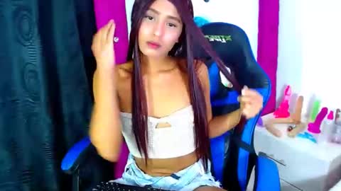 Snapshot of jenng18 chatting on 02-03-26, 07:02 jenn online show from 02-03-26, 07:02