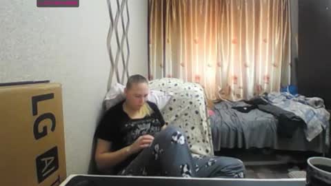 JenniDeep online show from 11-20-25, 09:09