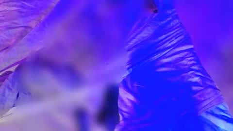 Jennie bttmcd online show from 09-17-25, 09:27