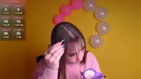 Jennifer online show from 02-12-25, 06:51