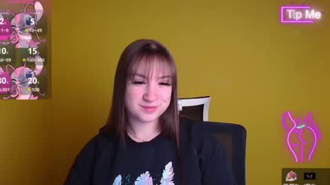 Jennifer online show from 03-10-25, 06:38