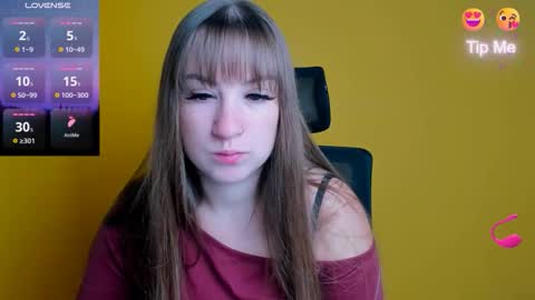 Jennifer online show from 09-28-25, 05:35