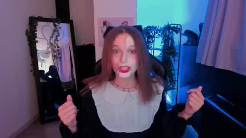 jenniferkiim online show from 10-31-25, 05:58