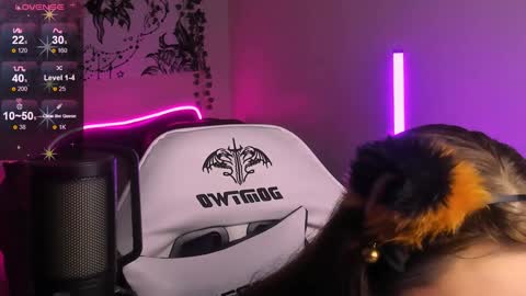 Jenni online show from 12-14-24, 09:24