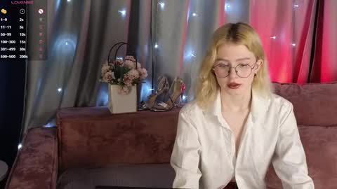 jenny_bunny_ online show from 02-10-25, 01:24