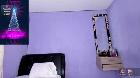 Snapshot of jenny_evans82 chatting on 12-29-24, 11:50 jenny online show from 12-29-24, 11:50