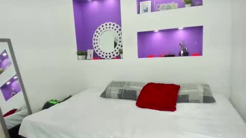 Snapshot of jenny_towers chatting on 11-09-25, 07:01 jenny_towers online show from 11-09-25, 07:01