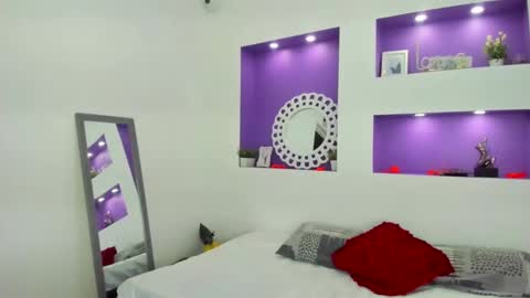 Snapshot of jenny_towers chatting on 11-23-25, 07:02 jenny_towers online show from 11-23-25, 07:02