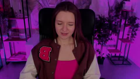 Snapshot of jennydens chatting on 12-19-24, 06:23 Jenny NO Nude online show from 12-19-24, 06:23