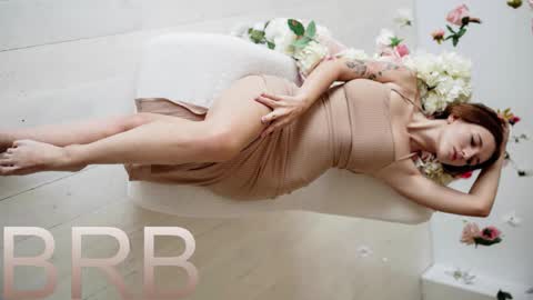 Snapshot of jennydens chatting on 10-14-25, 05:36 Jenny NO Nude online show from 10-14-25, 05:36