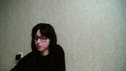 JennyOlset online show from 12-16-24, 03:11