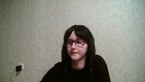 JennyOlset online show from 02-04-25, 03:36