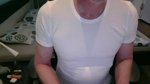 jensiboy1111 online show from 06-14-26, 06:43