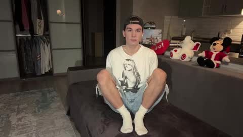 jeremy1scott online show from 11-16-25, 03:34