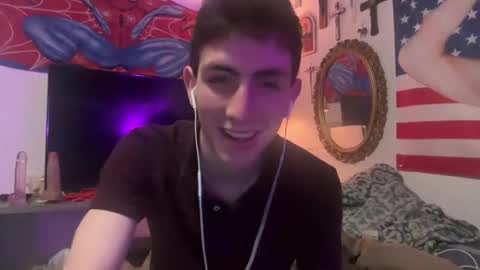 Snapshot of jeremy_angel chatting on 10-05-25, 10:40 Angel online show from 10-05-25, 10:40