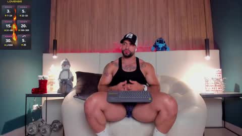 Snapshot of jeremy_harden chatting on 12-11-24, 03:02 Jeremy online show from 12-11-24, 03:02