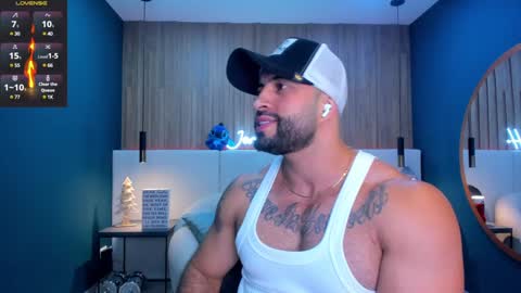 Snapshot of jeremy_harden chatting on 12-23-24, 10:23 Jeremy online show from 12-23-24, 10:23