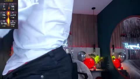 Snapshot of jeremy_harden chatting on 02-15-25, 02:37 Jeremy online show from 02-15-25, 02:37
