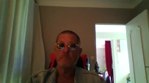 jerflor online show from 10-04-25, 02:04