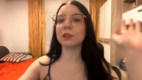 Lucy online show from 01-15-26, 07:06