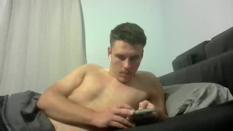 Snapshot of jerkjon1692 chatting on 12-15-25, 07:12 jerkjon1692 online show from 12-15-25, 07:12