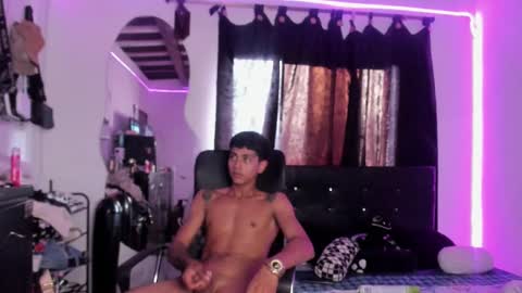 Snapshot of jeronxtapion chatting on 03-01-25, 09:37 Tapion online show from 03-01-25, 09:37