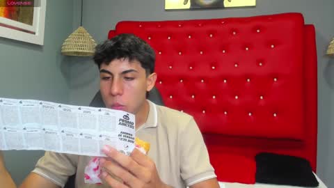 Snapshot of jerrycurb chatting on 02-08-25, 07:27 lupo online show from 02-08-25, 07:27