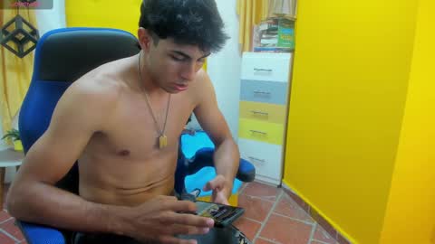 Snapshot of jerrycurb chatting on 02-13-25, 11:37 lupo online show from 02-13-25, 11:37