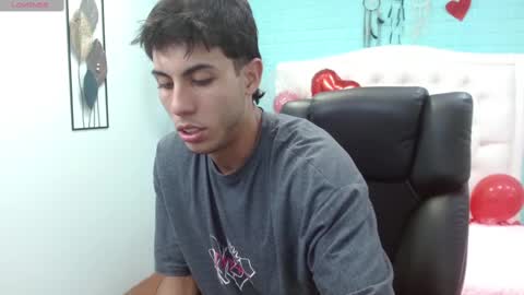 Snapshot of jerrycurb chatting on 02-16-25, 02:32 lupo online show from 02-16-25, 02:32