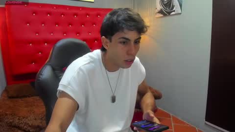 Snapshot of jerrycurb chatting on 03-03-25, 08:00 lupo online show from 03-03-25, 08:00