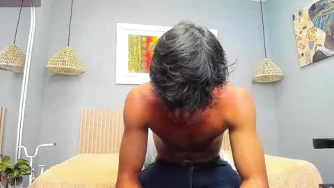 Snapshot of jerrycurb chatting on 09-11-25, 08:31 lupo online show from 09-11-25, 08:31