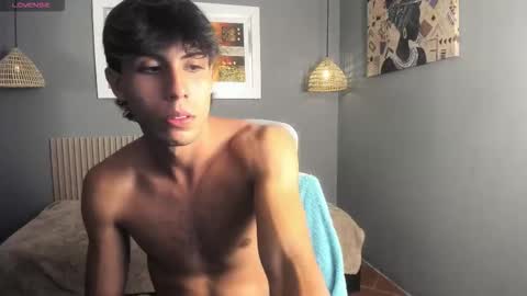 Snapshot of jerrycurb chatting on 09-18-25, 07:49 lupo online show from 09-18-25, 07:49