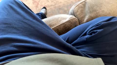 Snapshot of jerswill chatting on 02-17-25, 06:04 Jeremys room chill and puff one enjoy online show from 02-17-25, 06:04