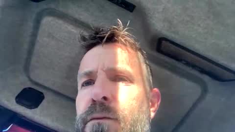 jesaj online show from 11-22-25, 07:29