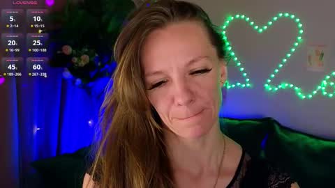 Snapshot of jesica_moon_peachy chatting on 02-07-26, 01:42 jesica_moon_peachy online show from 02-07-26, 01:42