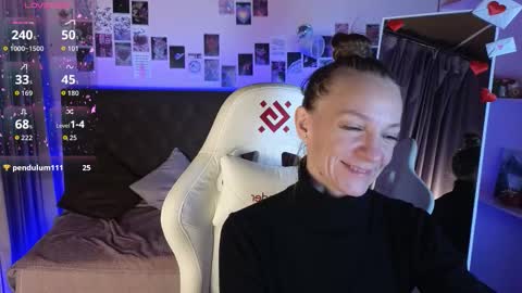 Snapshot of jesica_moon_peachy chatting on 02-27-26, 02:00 jesica_moon_peachy online show from 02-27-26, 02:00