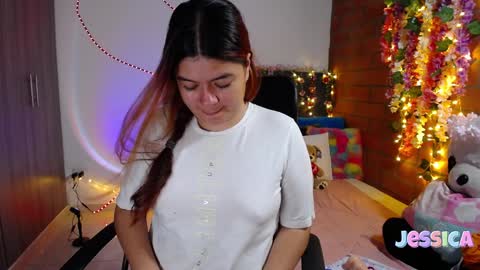 Snapshot of jesiica_bunny chatting on 12-16-24, 07:32 Jessi online show from 12-16-24, 07:32