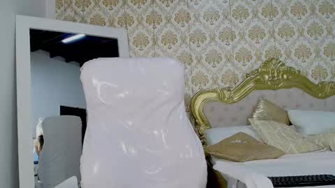 Snapshot of jessb_ chatting on 09-30-25, 07:08 jessb_ online show from 09-30-25, 07:08