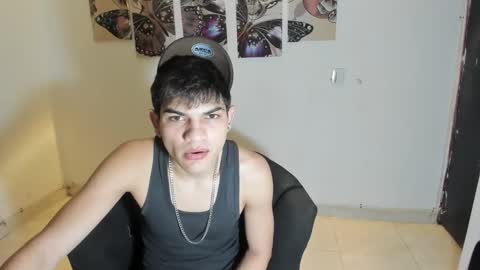 Snapshot of jesshot_bigcock chatting on 02-15-26, 04:42 jesshot_bigcock online show from 02-15-26, 04:42