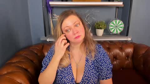 Snapshot of jessica_foxie chatting on 01-02-25, 12:46 Jessica online show from 01-02-25, 12:46