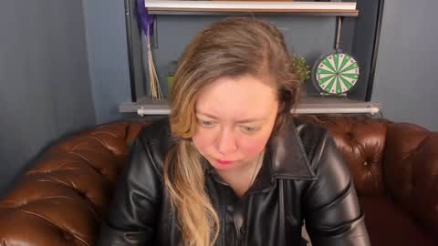Snapshot of jessica_foxie chatting on 01-03-25, 12:41 Jessica online show from 01-03-25, 12:41