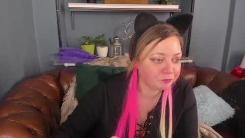 Snapshot of jessica_foxie chatting on 01-09-25, 02:18 Jessica online show from 01-09-25, 02:18