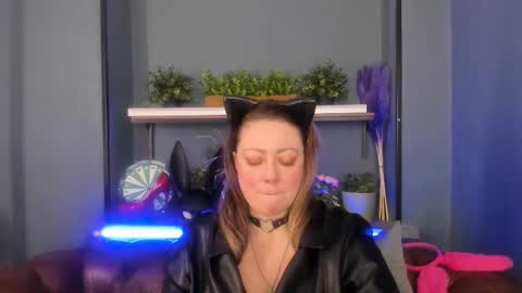Snapshot of jessica_foxie chatting on 02-22-25, 12:19 Jessica online show from 02-22-25, 12:19