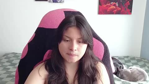 Snapshot of jessica_gomezz chatting on 10-24-25, 02:02 Jessica gomez online show from 10-24-25, 02:02